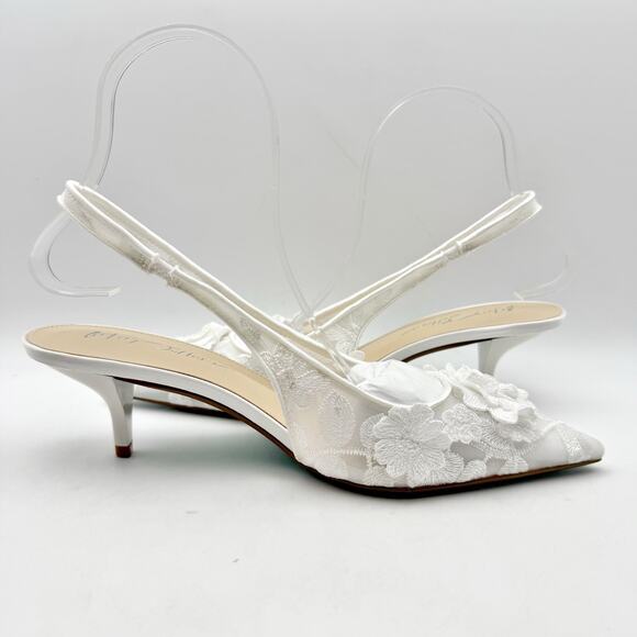 Blue by Betsey Johnson Womens Dian Slingback Heels US 8 M Ivory NIB - Picture 4 of 13